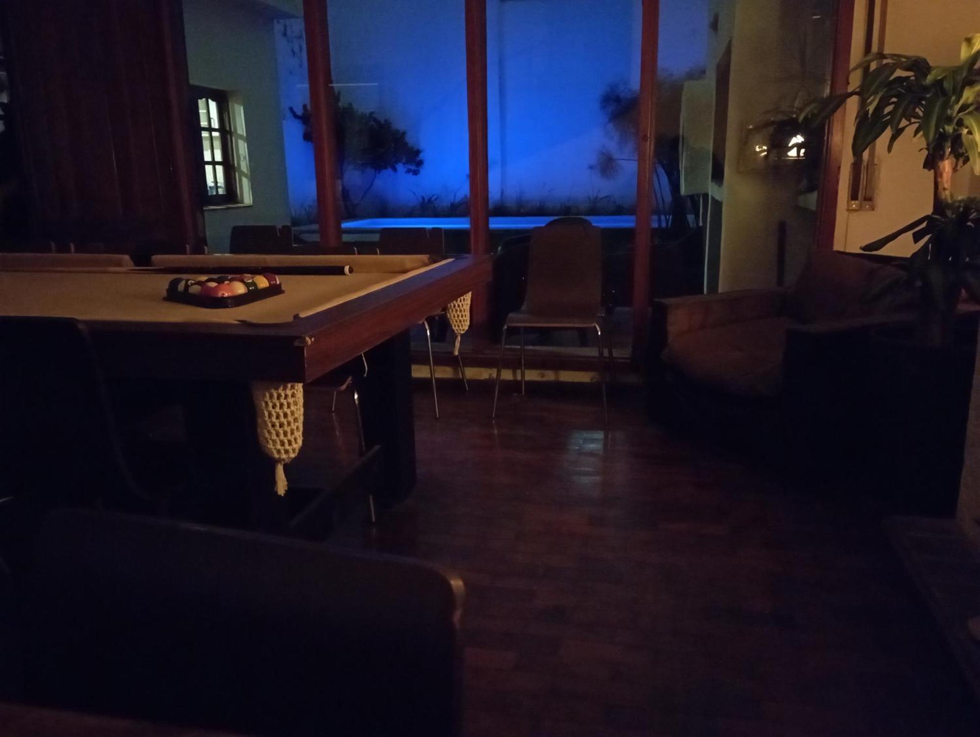 Gueemes Hostel Cordoba Bagian luar foto